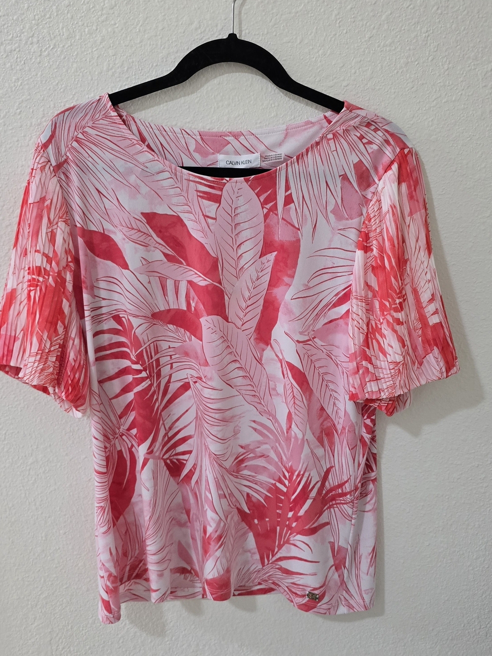 Calvin Klein White and Pink Tropical-Print Short Sleeve Top